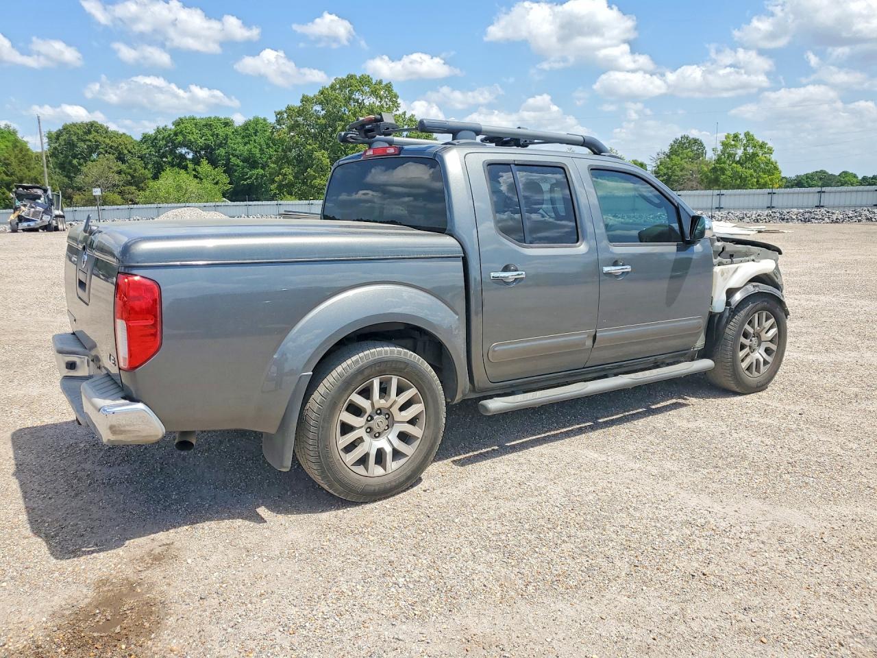 2009 Nissan Frontier SE V6