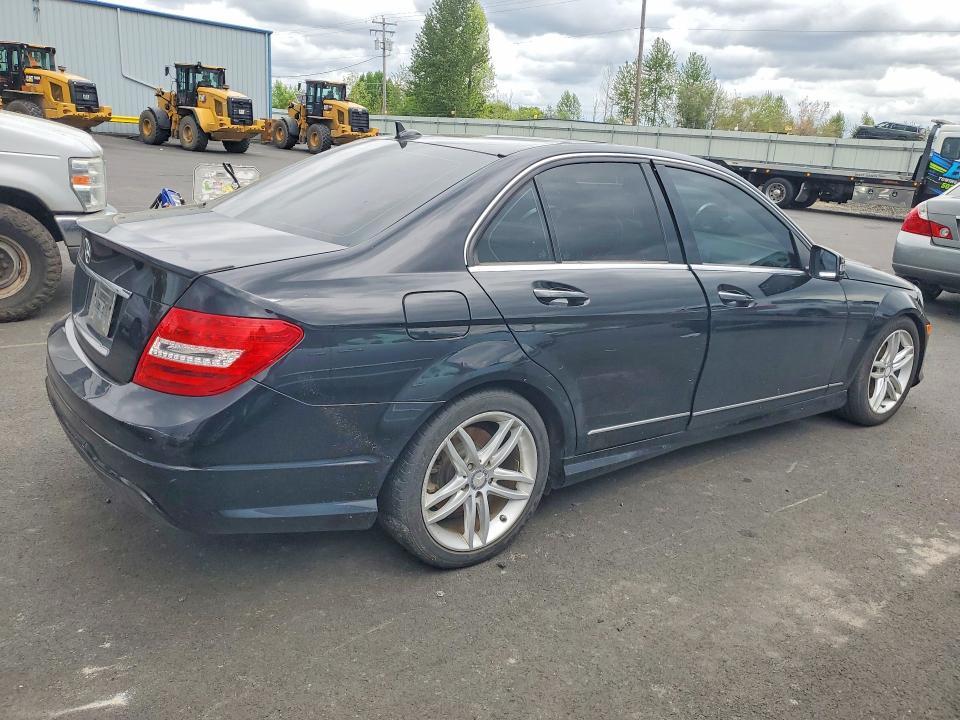 2013 Mercedes-Benz C 250