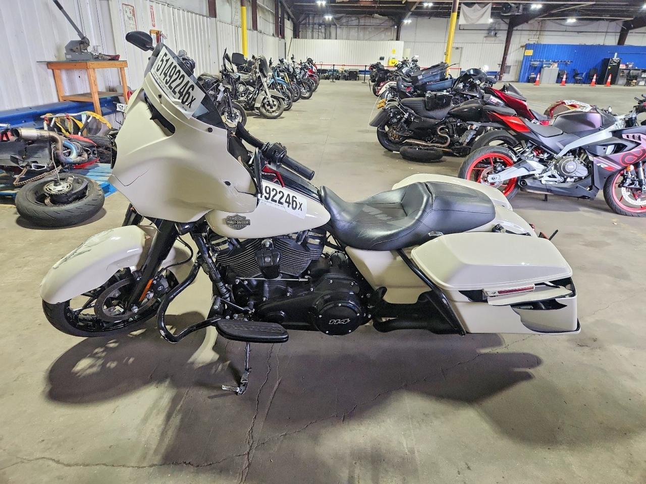 2022 Harley-Davidson Flhxs