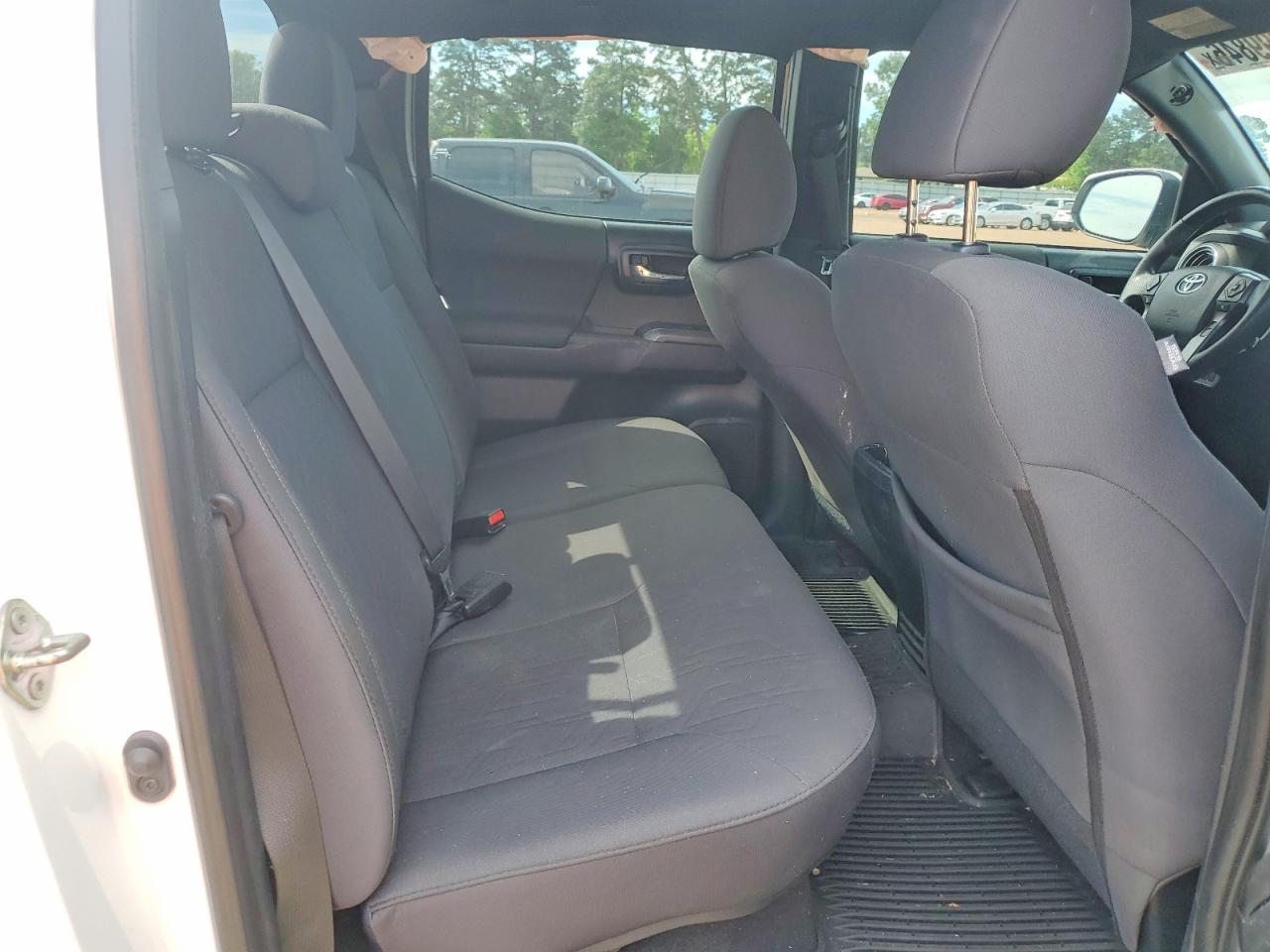 2018 Toyota Tacoma SR5 V6