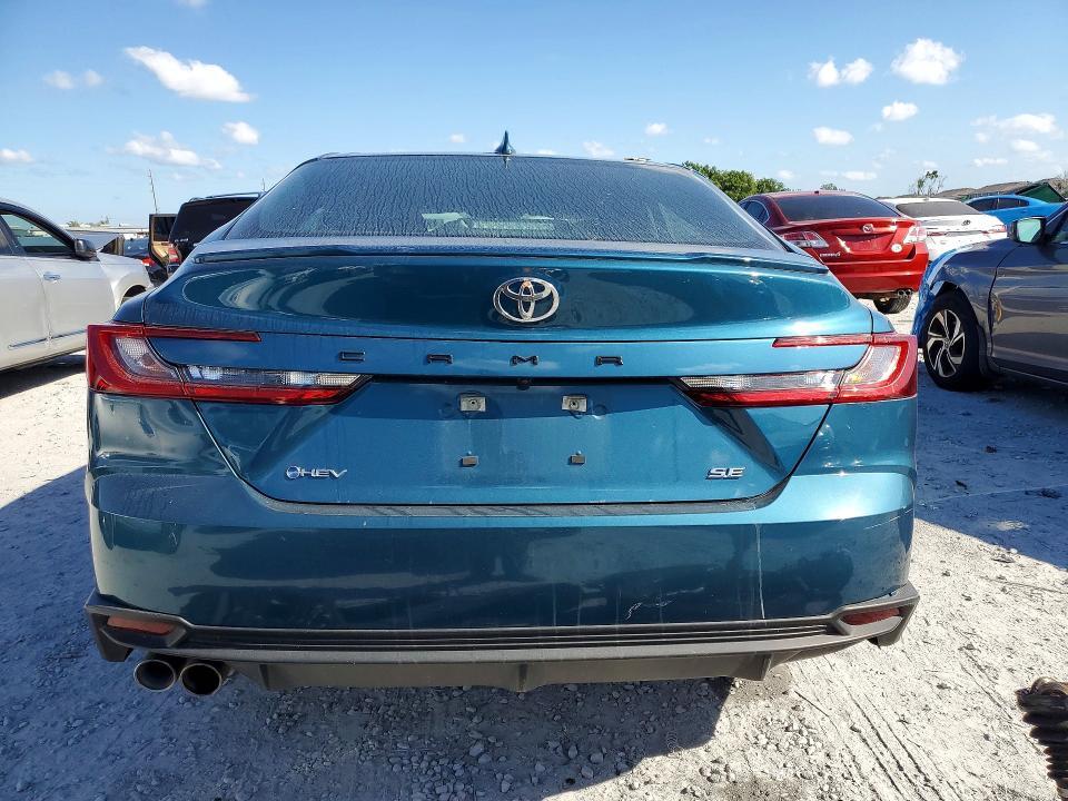 2025 Toyota Camry se