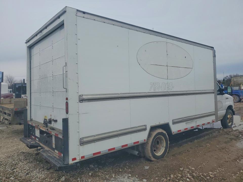2017 Ford E350 BOX Truck