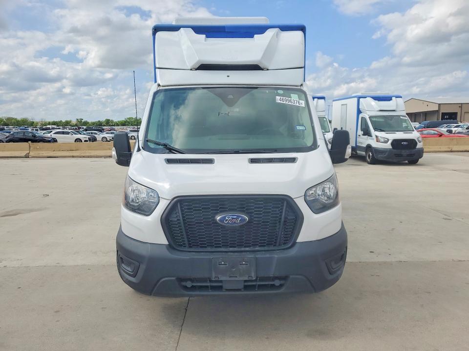 2022 Ford Transit Delivery Truck