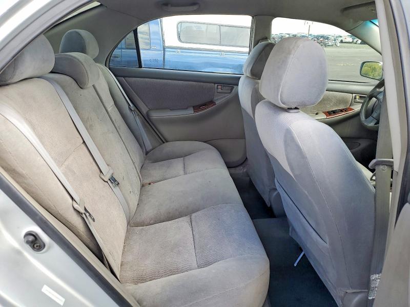 2005 Toyota Corolla le