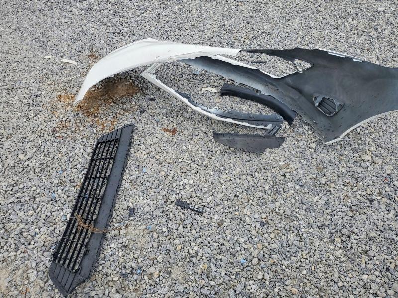 2012 Toyota Yaris 5-door l