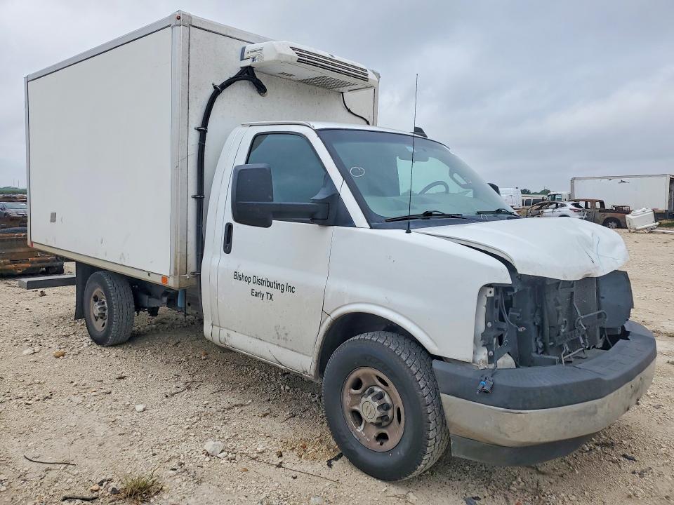 2020 Chev Express G3500