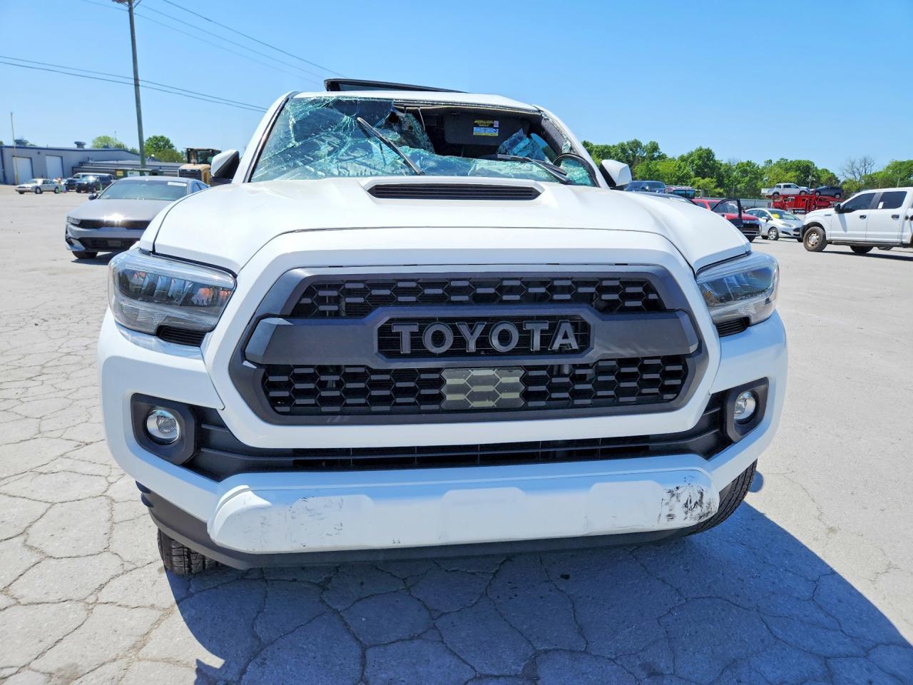 2022 Toyota Tacoma TRD Sport