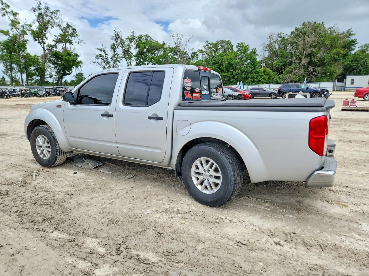 2016 Nissan Frontier SV