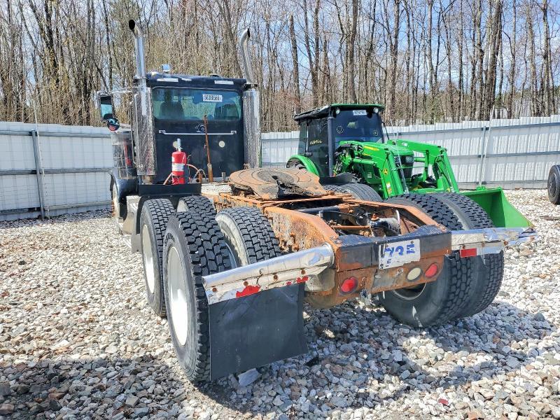 2007 Peterbilt 379 Semi Truck