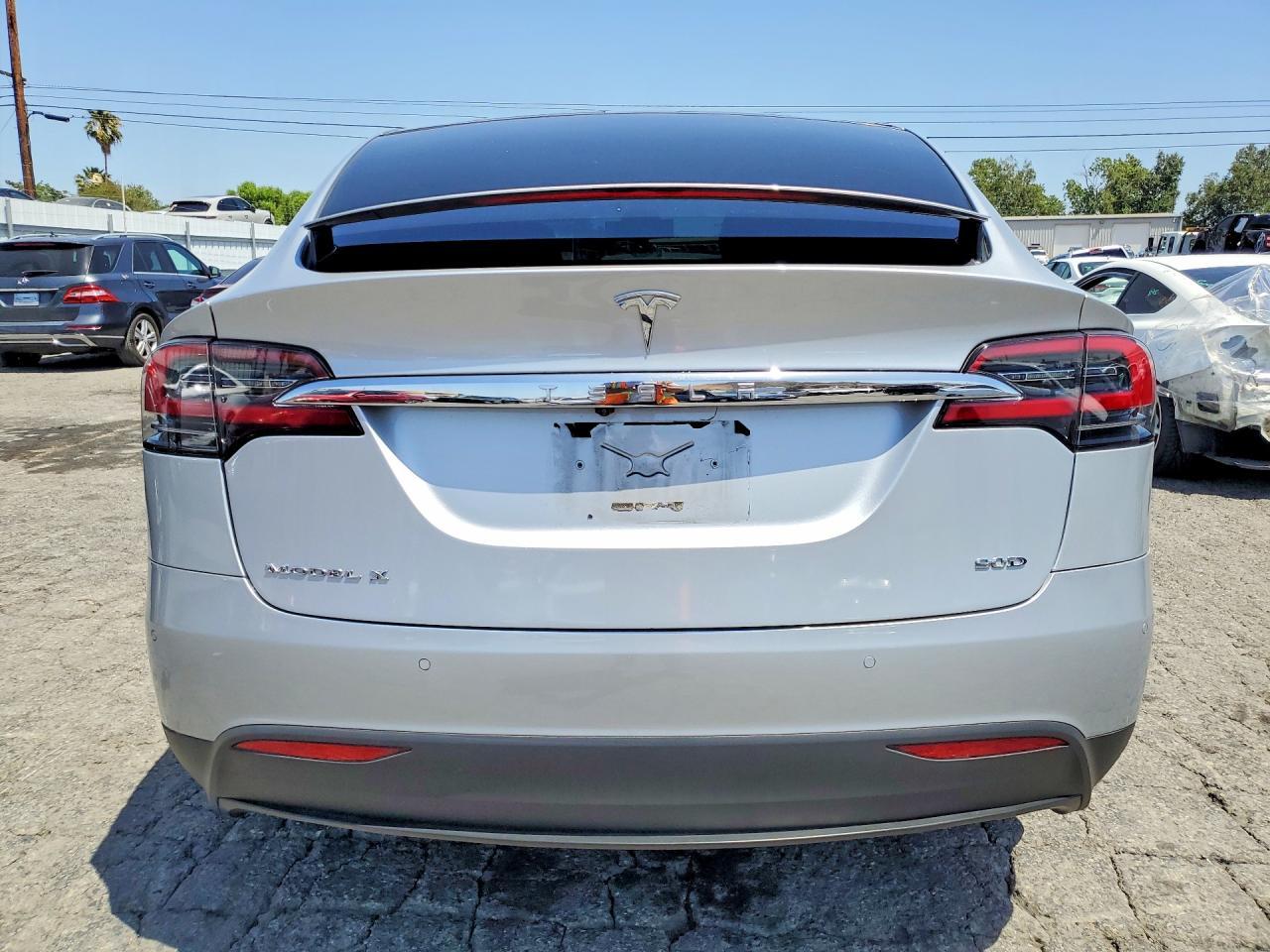 2017 Tesla Model x