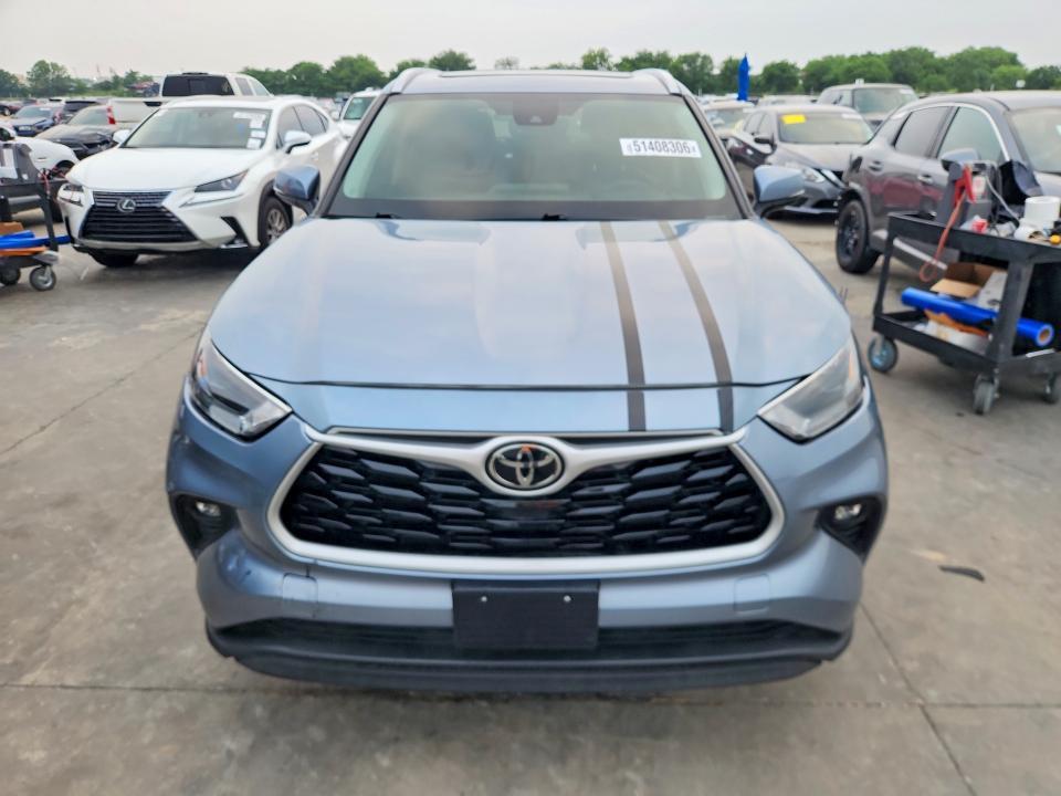 2023 Toyota Highlander xle