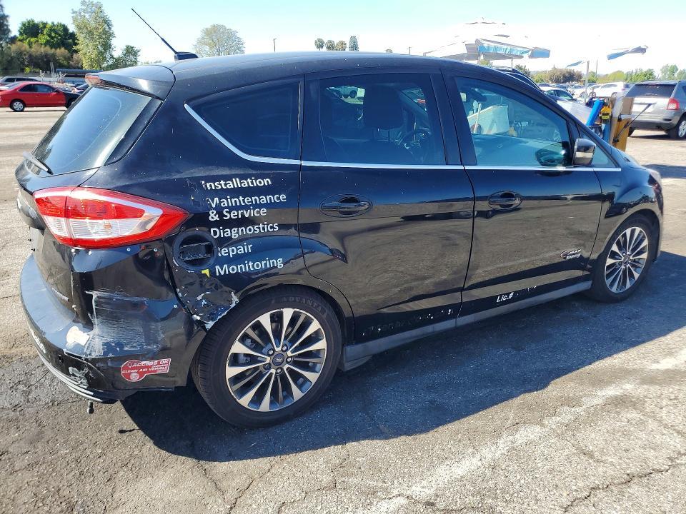 2017 Ford C-max Titanium