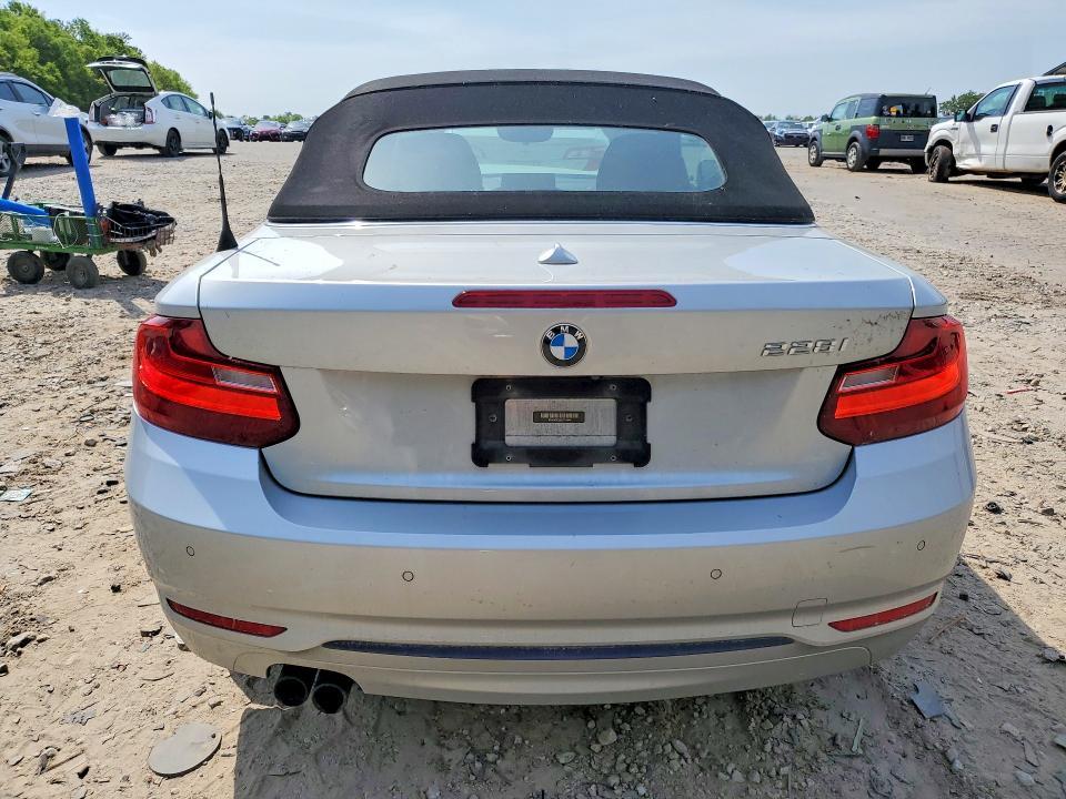 2016 BMW 228 i Sulev