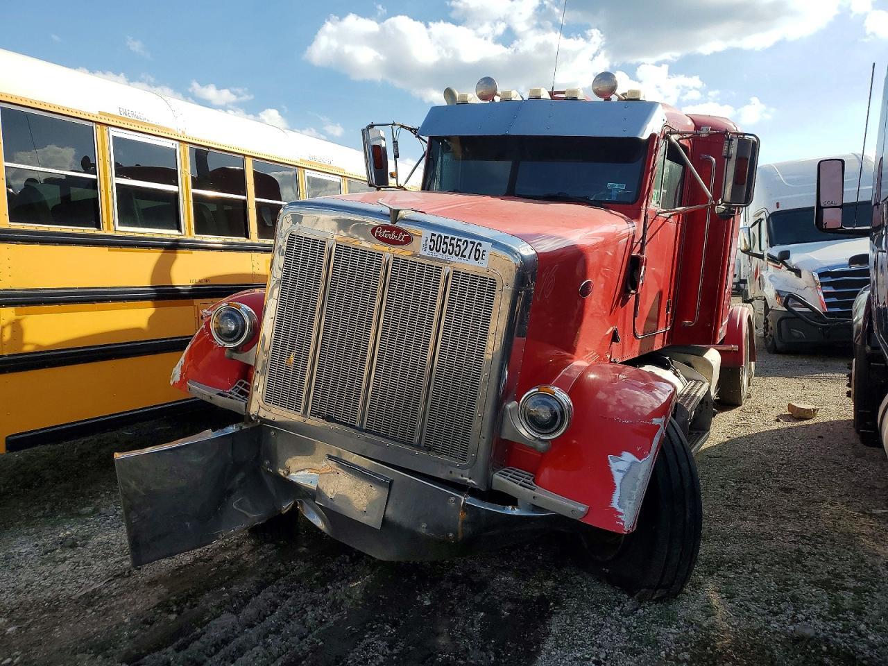 2000 Peterbilt 378 Semi Truck