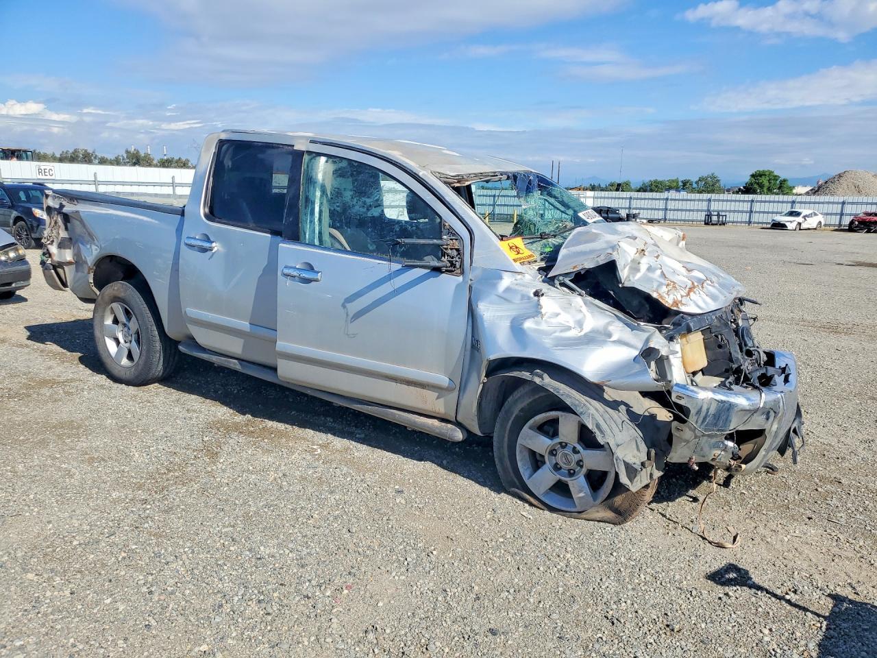 2004 Nissan Titan XE