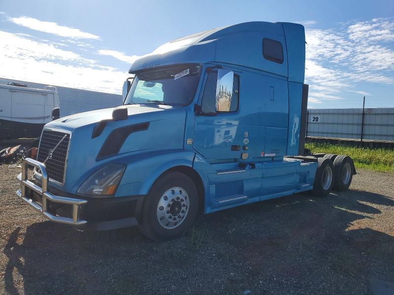 2015 Volvo VN VNL