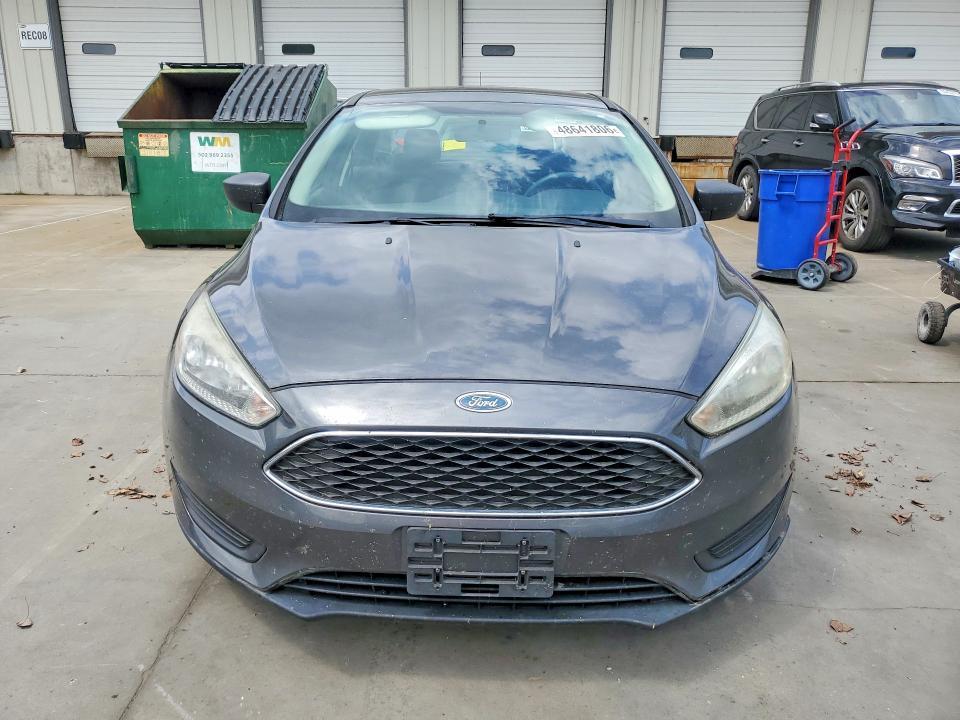 2016 Ford Focus s