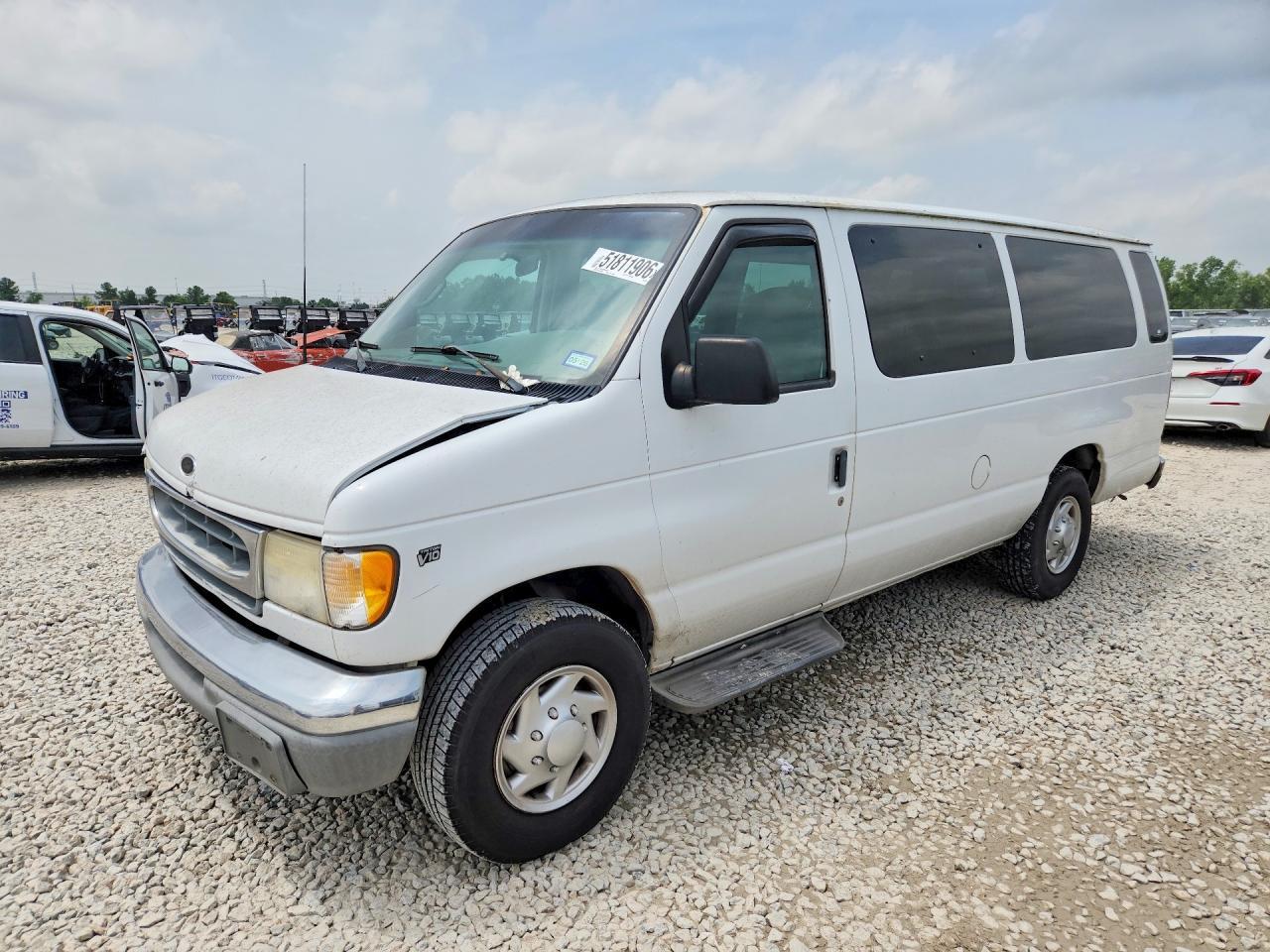 2001 Ford Econoline E350 Super Duty Wagon
