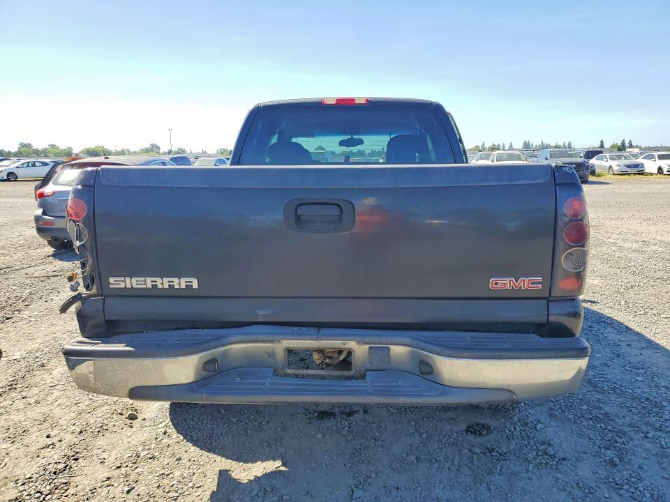 2004 GMC New Sierra C1500