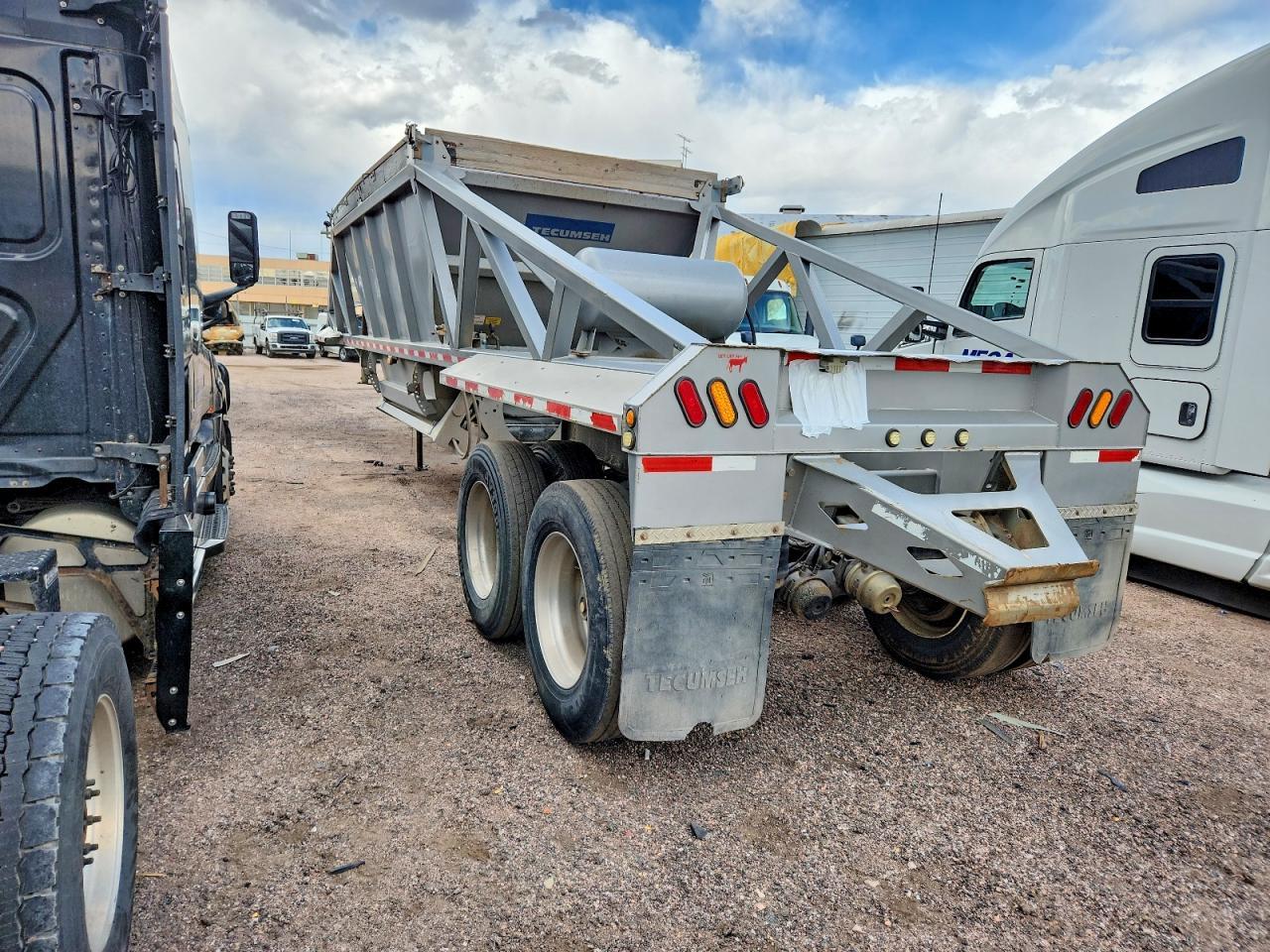 2015 Chrysler Bottom Dump Trailer