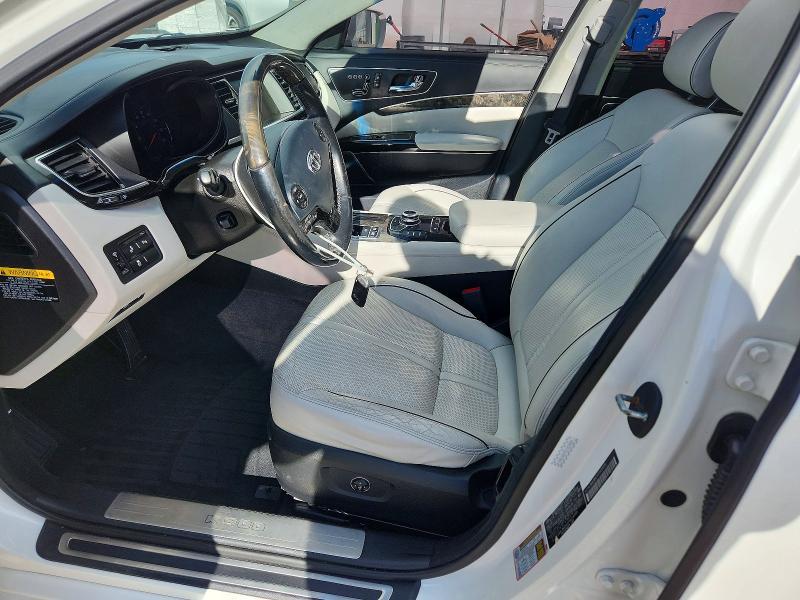 2015 KIA K900 Luxury