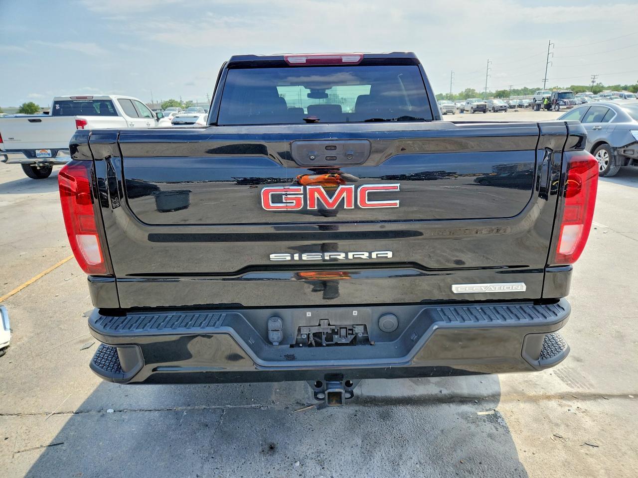 2022 GMC Sierra C1500 Elevation