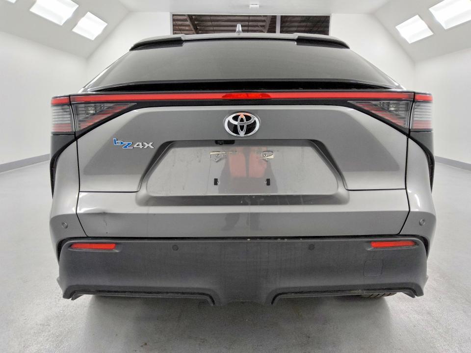 2023 Toyota Bz4x xle