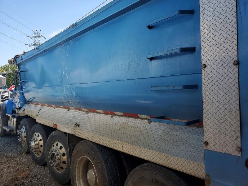 2013 Mack Gu713 Dump Truck