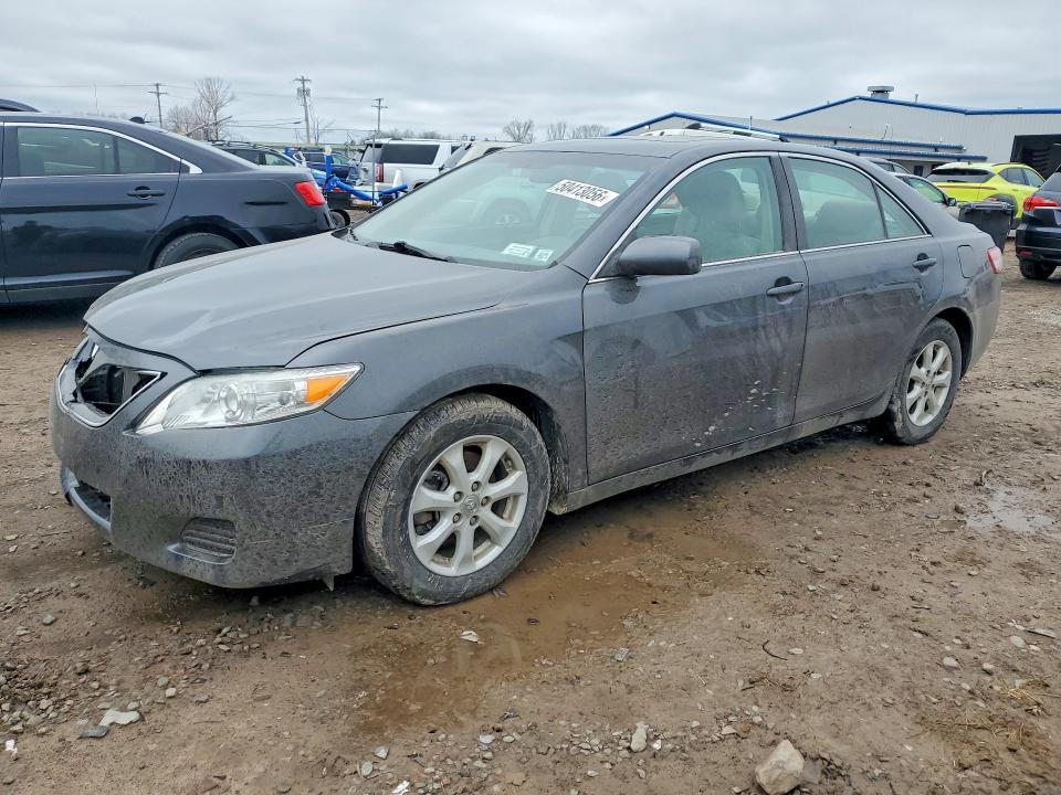2011 Toyota Camry le