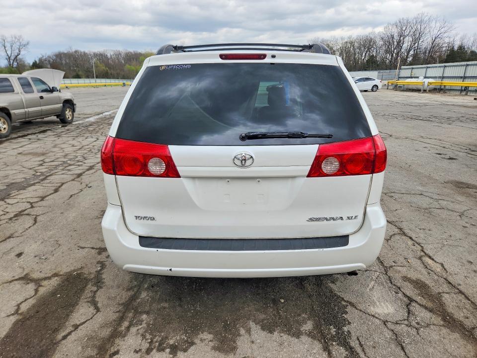 2009 Toyota Sienna xle