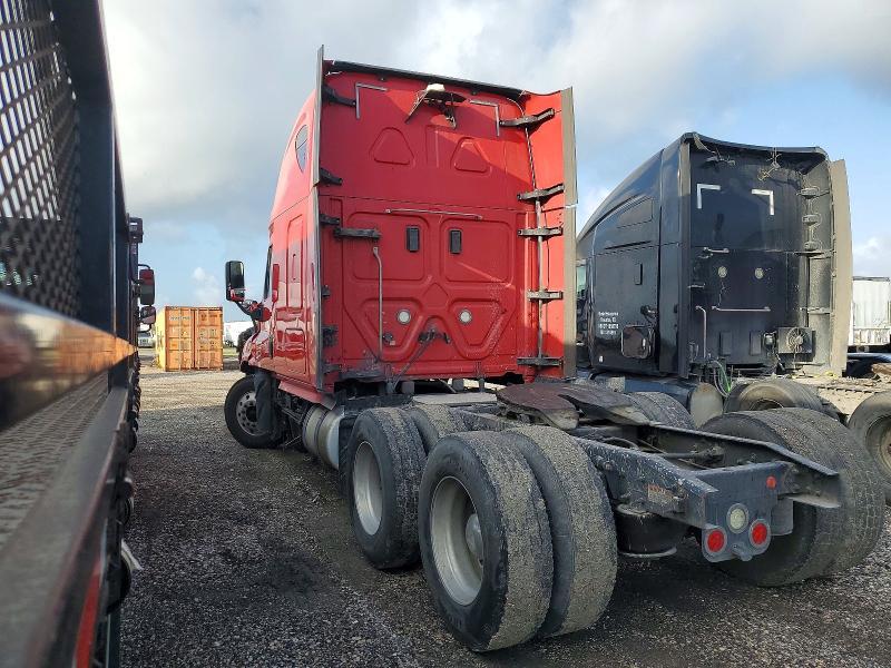 2017 Freightliner Cascadia 125 Semi Truck
