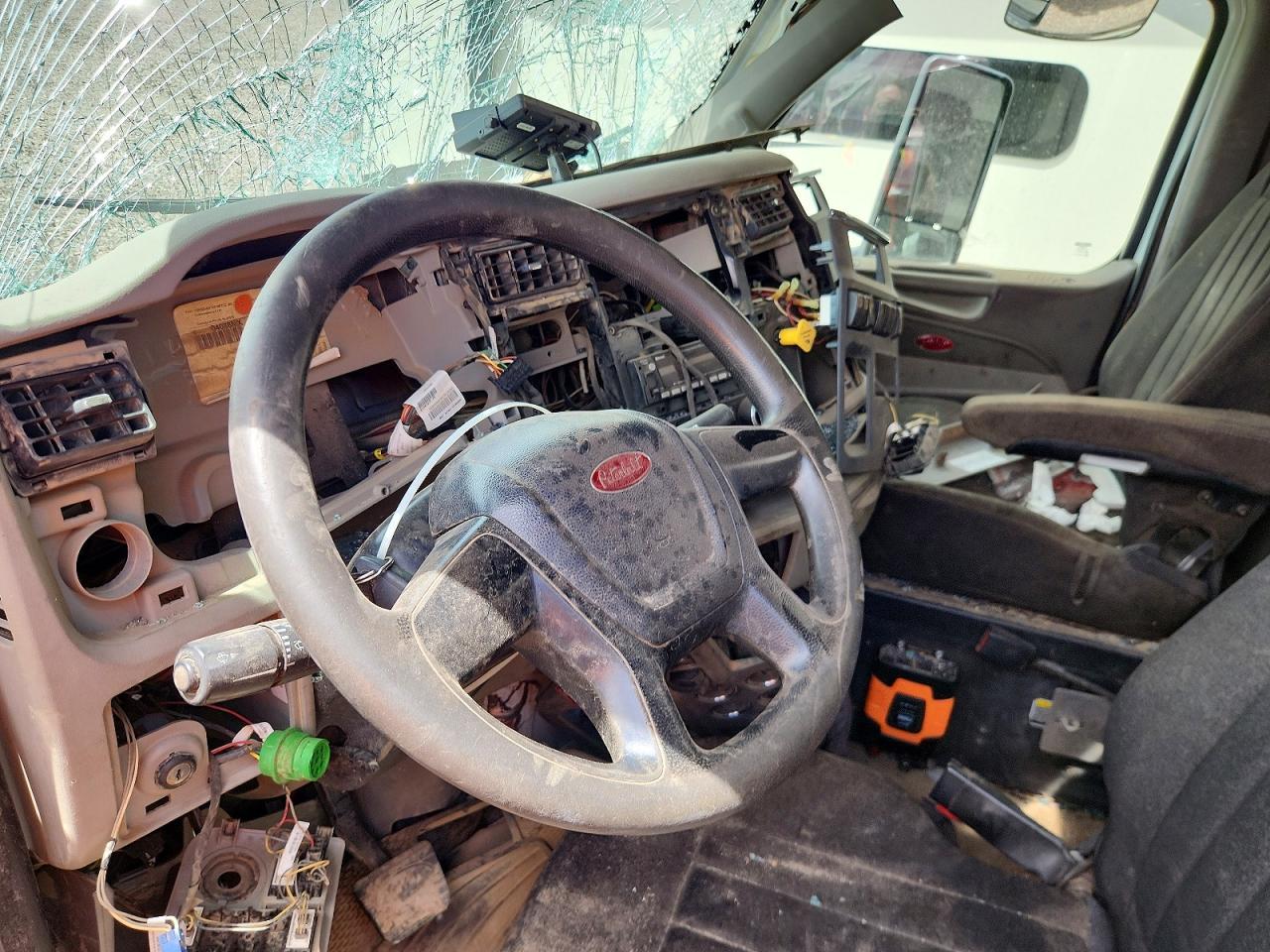 2019 Peterbilt 567 Fuel / Lube Truck