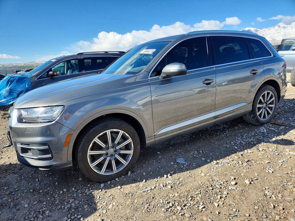 2017 Audi Q7 Premium Plus
