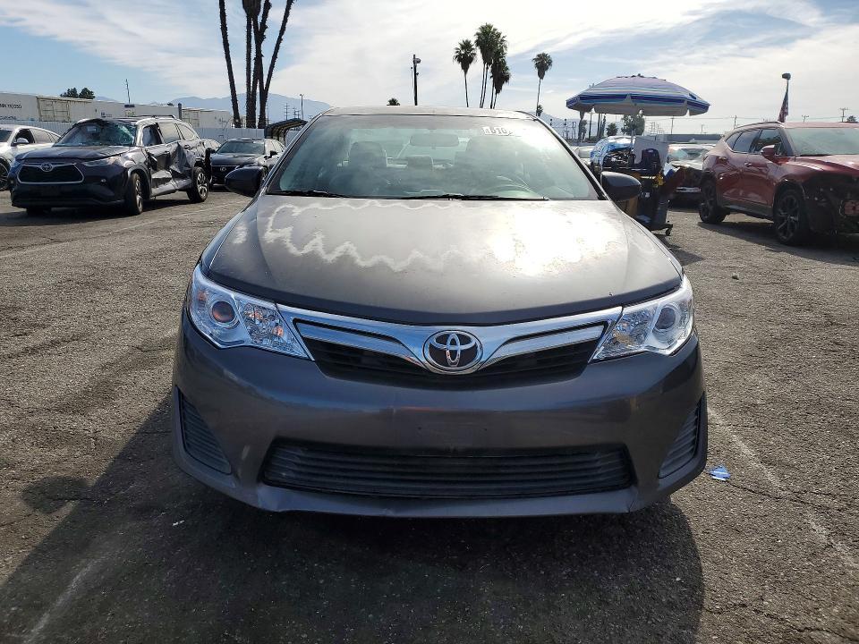 2012 Toyota Camry le