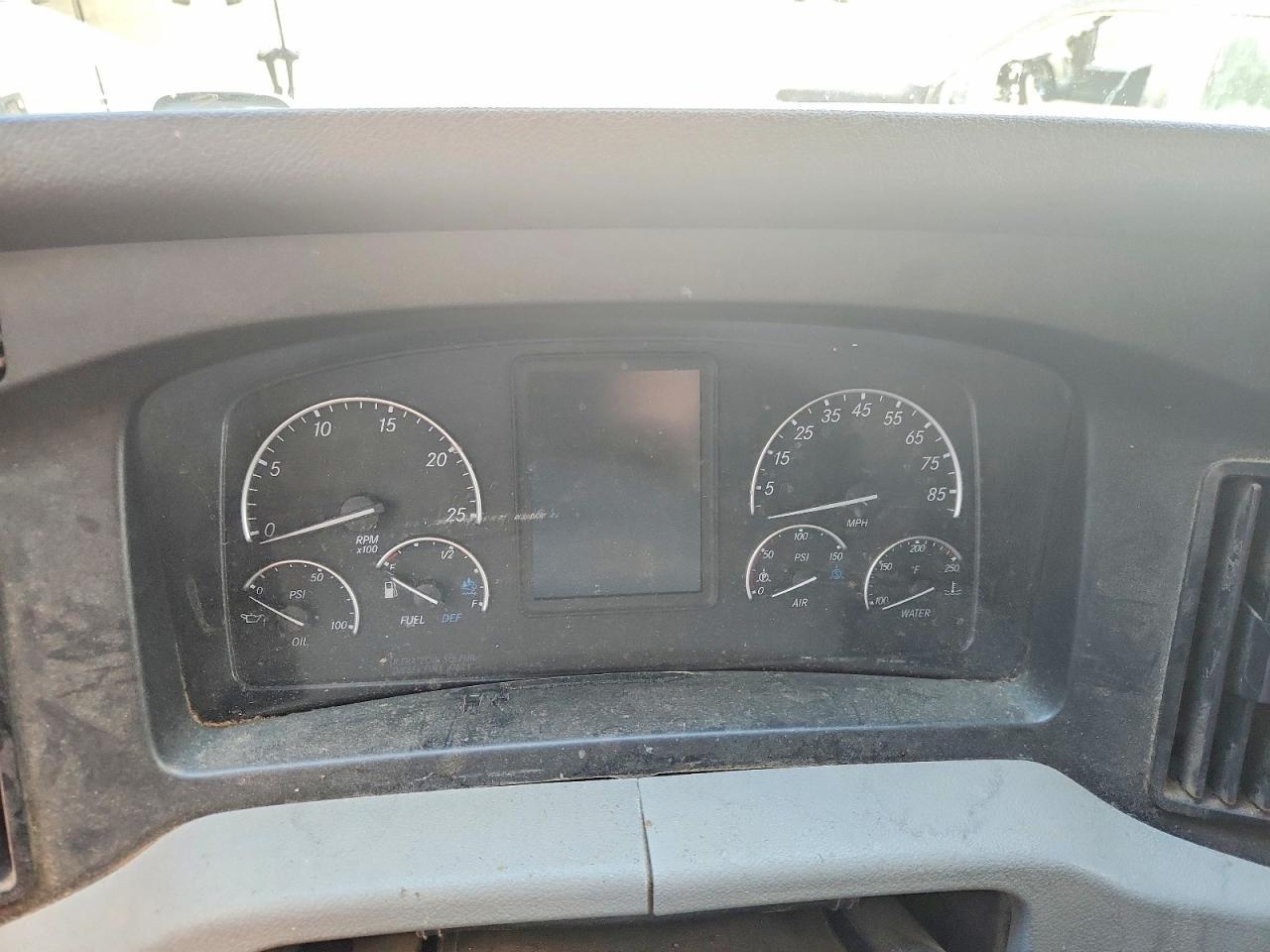 2019 Freigliner 2019 Freightliner Cascadia 126 Semi Truck