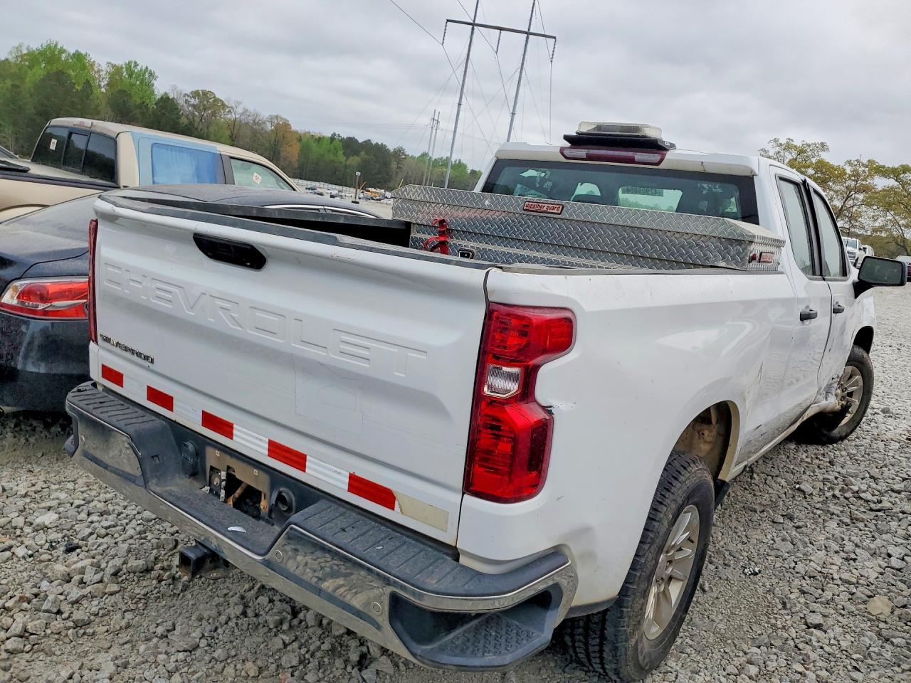 2023 Chevrolet Silverado C1500