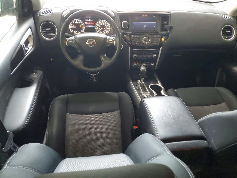 2019 Nissan Pathfinder sv