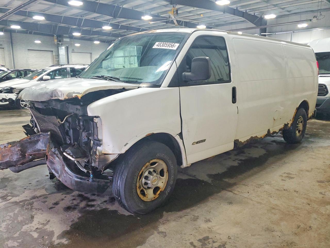 2005 Chevrolet Express 3500 Delivery Truck