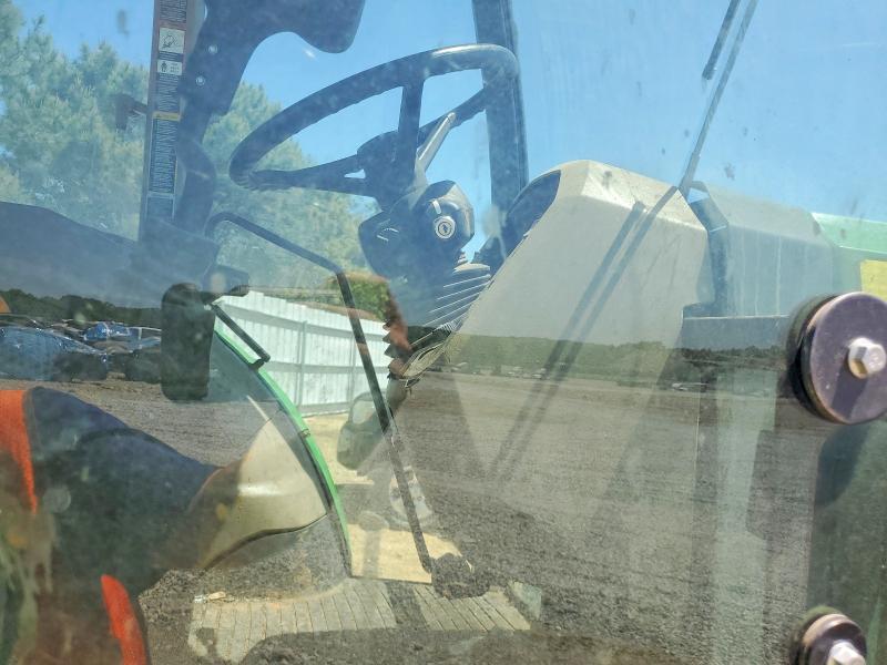 2022 John Deere 5100E Mfwd Tractor