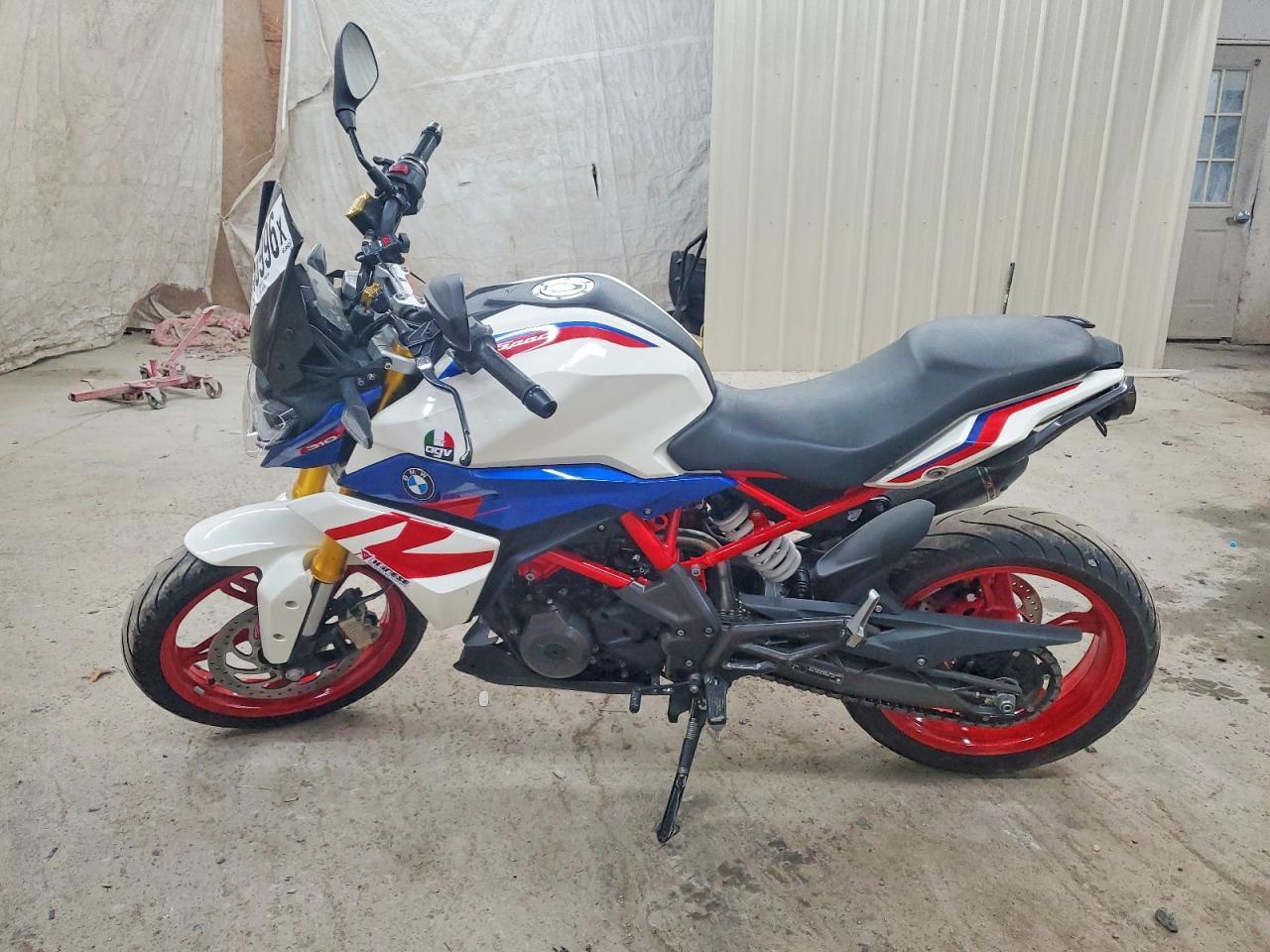 2023 BMW G310 R