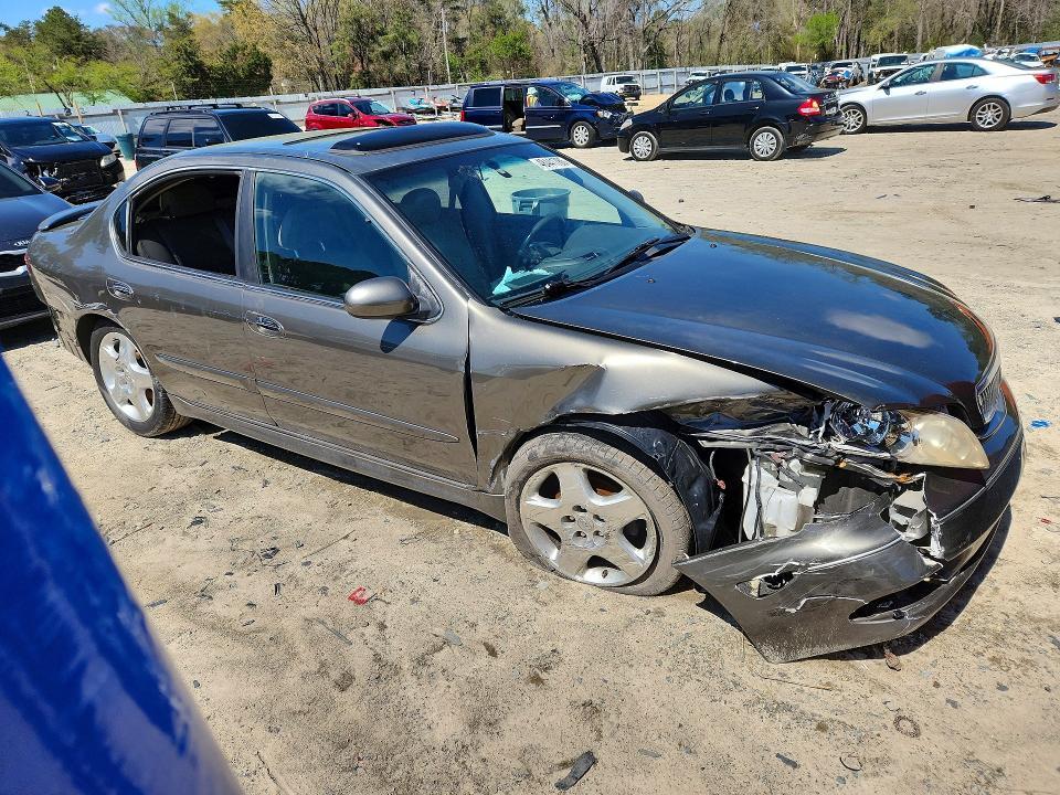 2000 Infiniti I30 Base
