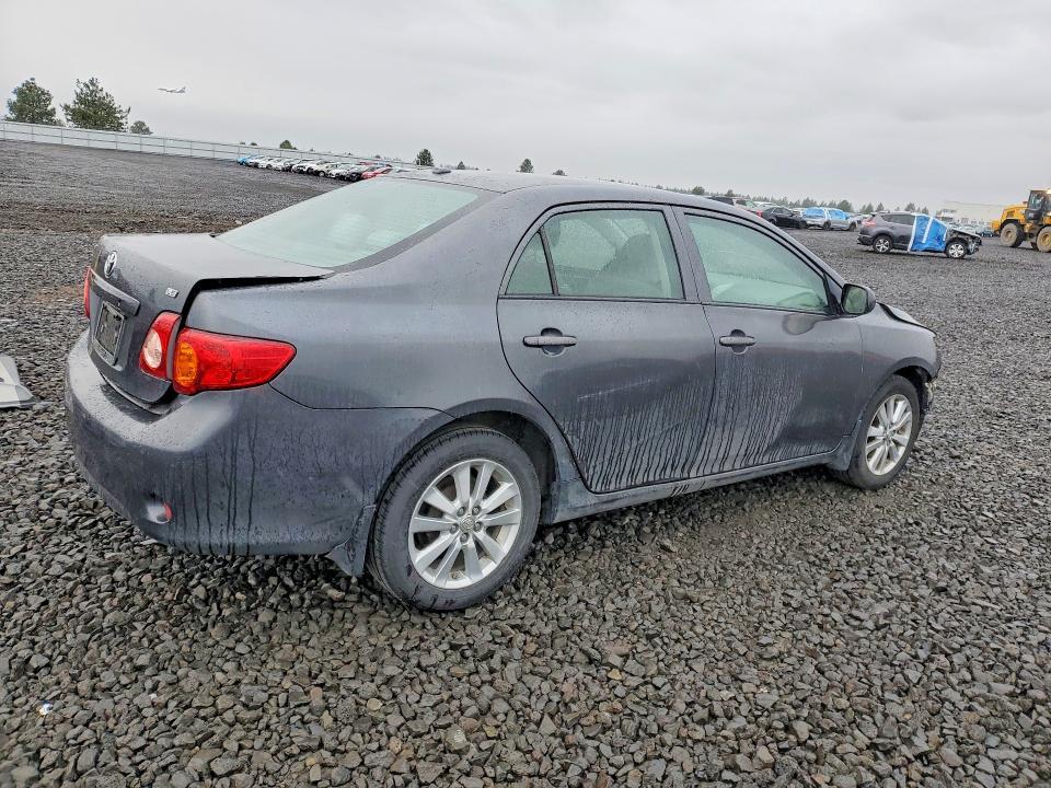 2010 Toyota Corolla le