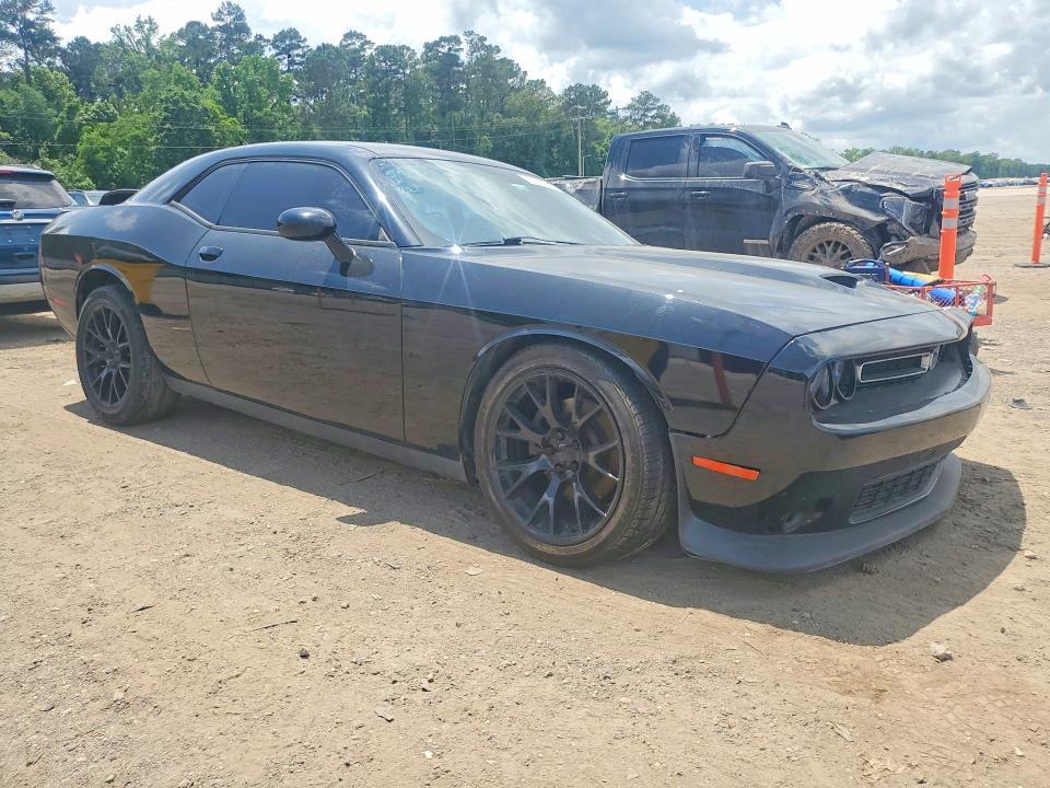 2019 Dodge Challenger r
