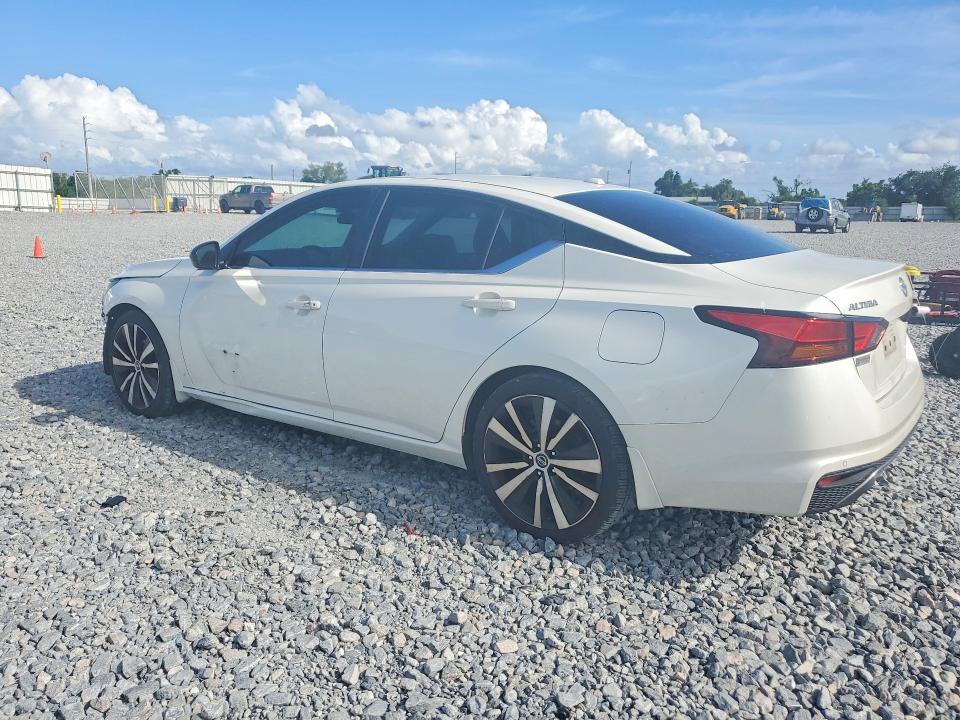 2020 Nissan Altima 2.5 sr