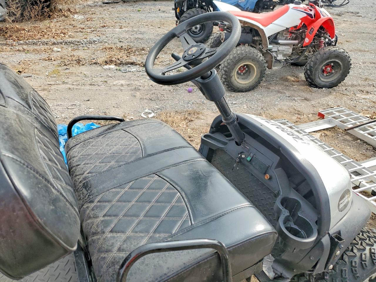 2022 Cricket 2022 Utility Vehicle