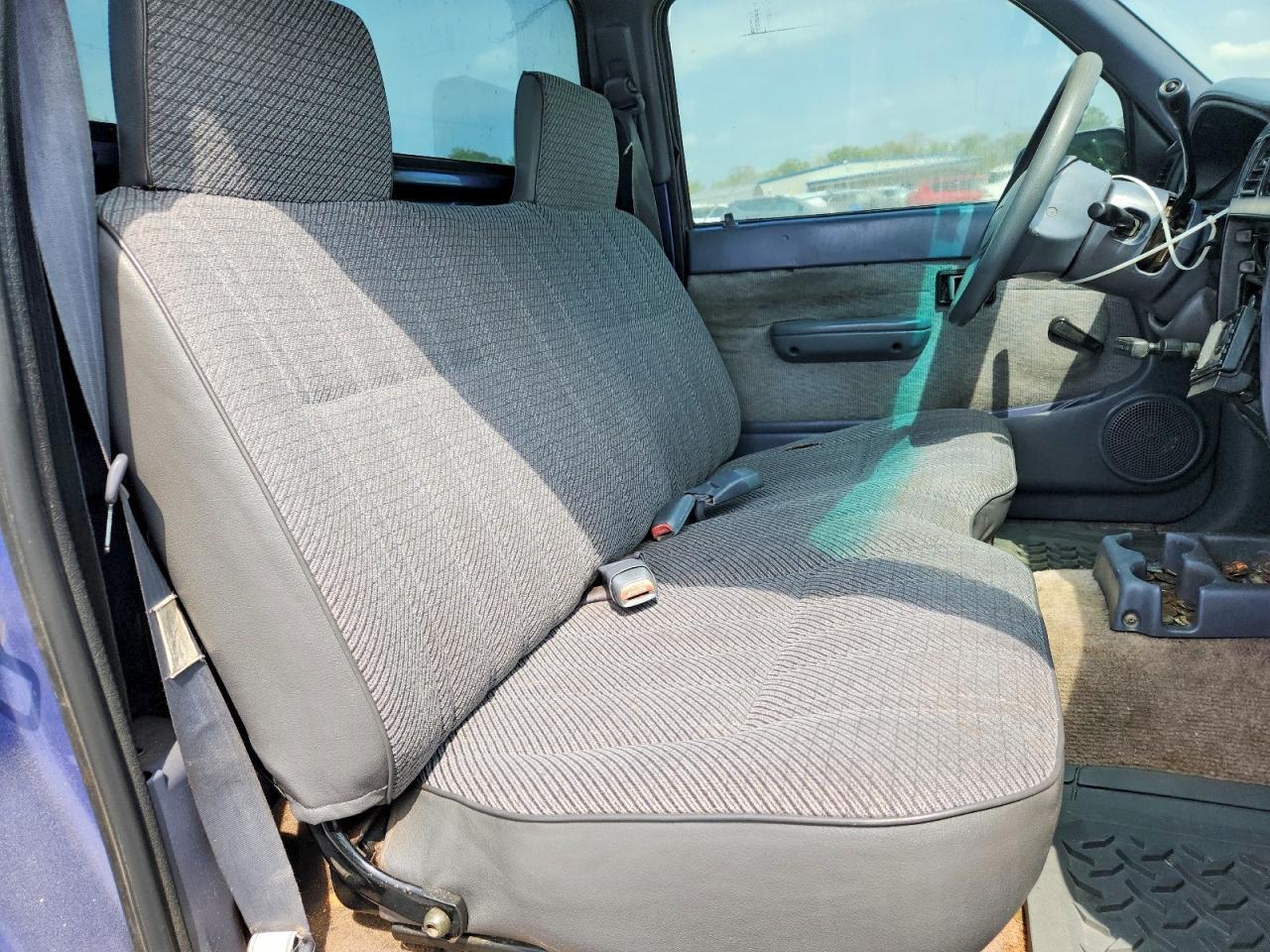 1999 Toyota Tacoma Base