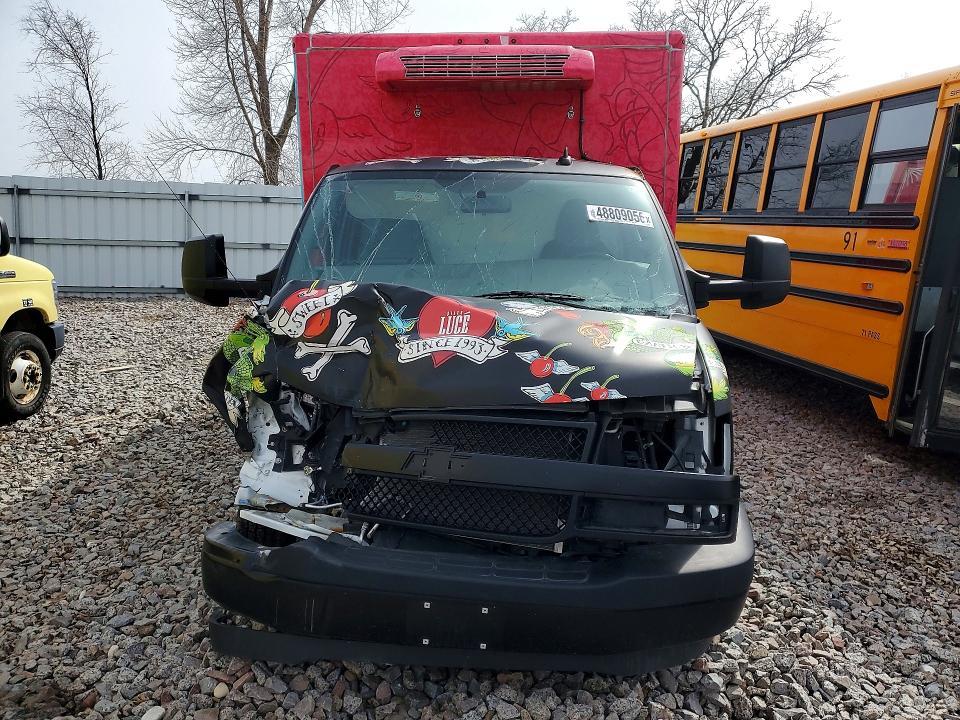 2023 Chev Rolet Express Refrigerated BOX Truck