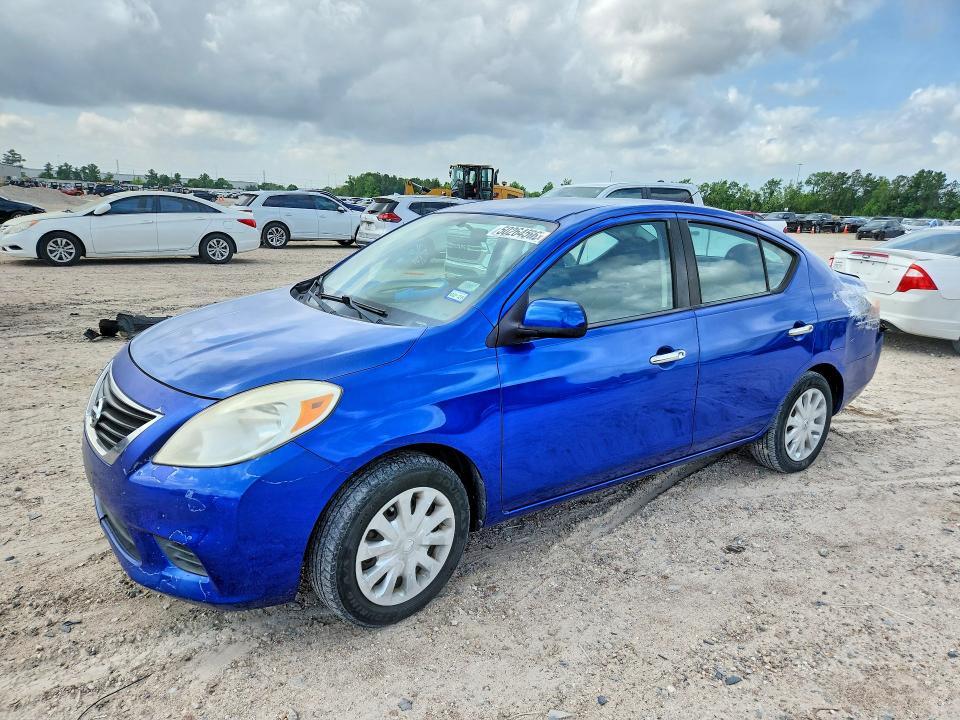 2012 Nissan Versa 1.6 s