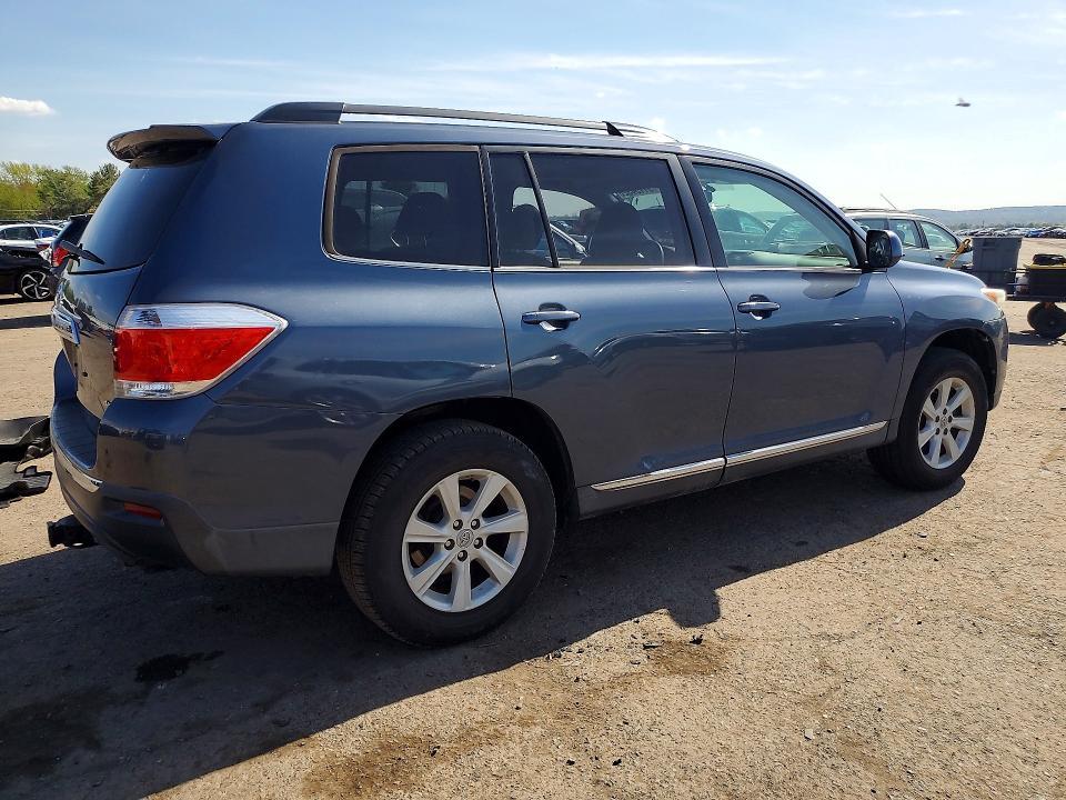 2012 Toyota Highlander se