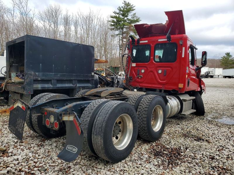 2022 Freigliner 2022 Freightliner Cascadia 126 Semi Truck